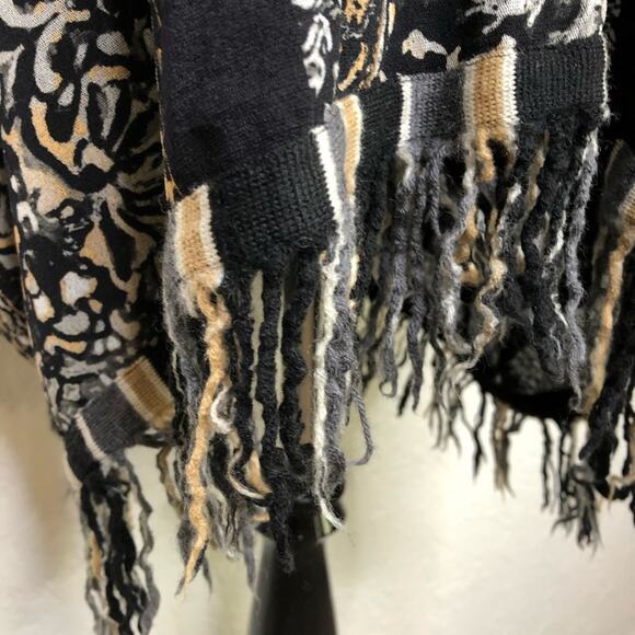 Fuzzi black white gold floral fringe trim open front kimono top size Medium - Picture 14 of 16